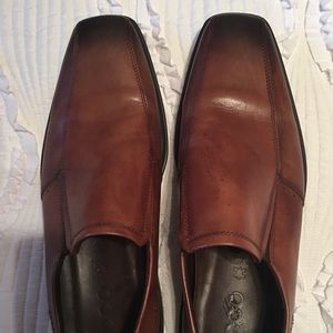 Men’s Ecco dress shoes